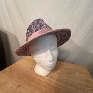 UBi Women's Pink Lace Fedora Hat One Size‎ Spring Casual metallic